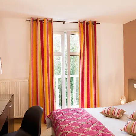 Du Golf Hotel 4*