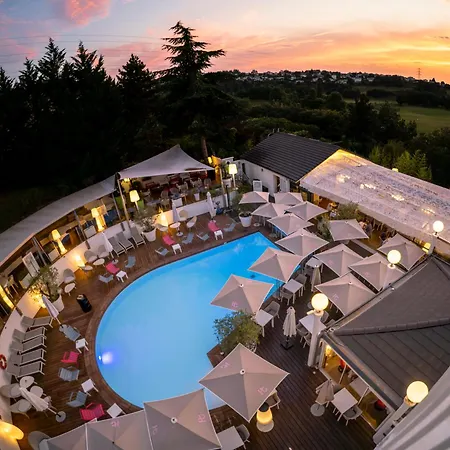 Du Golf Hotel