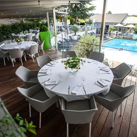 Du Golf Hotel Saint-Etienne (Loire)