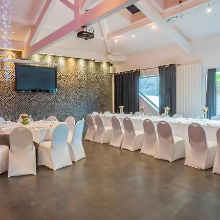 Du Golf Hotel Saint-Etienne (Loire)